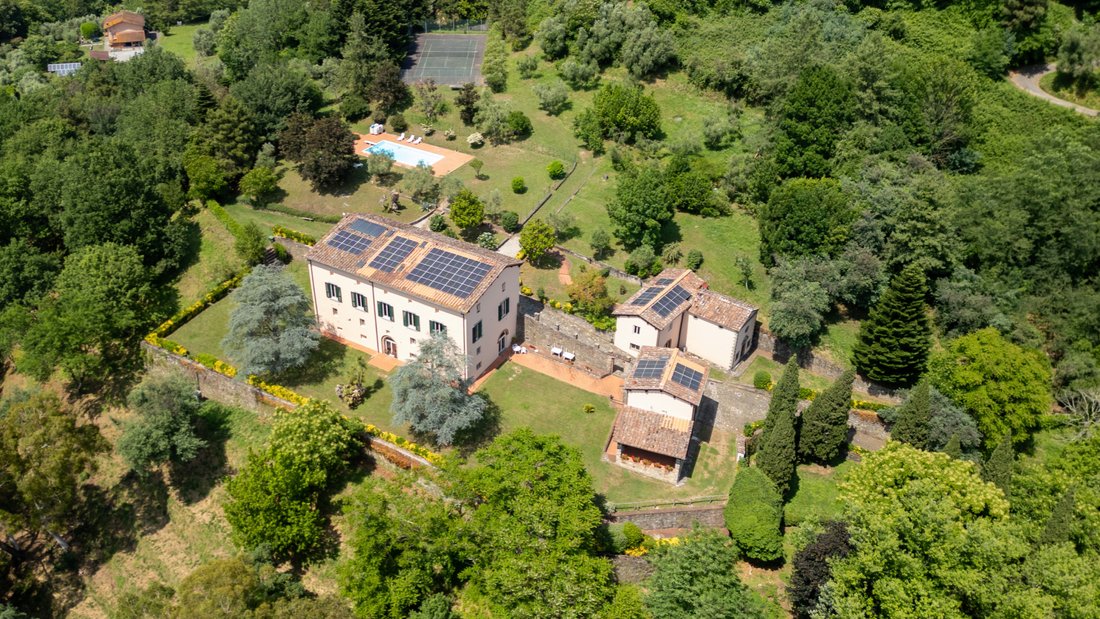 Villa in Historic Center, Lucca, Tuscany 2 - 17888245