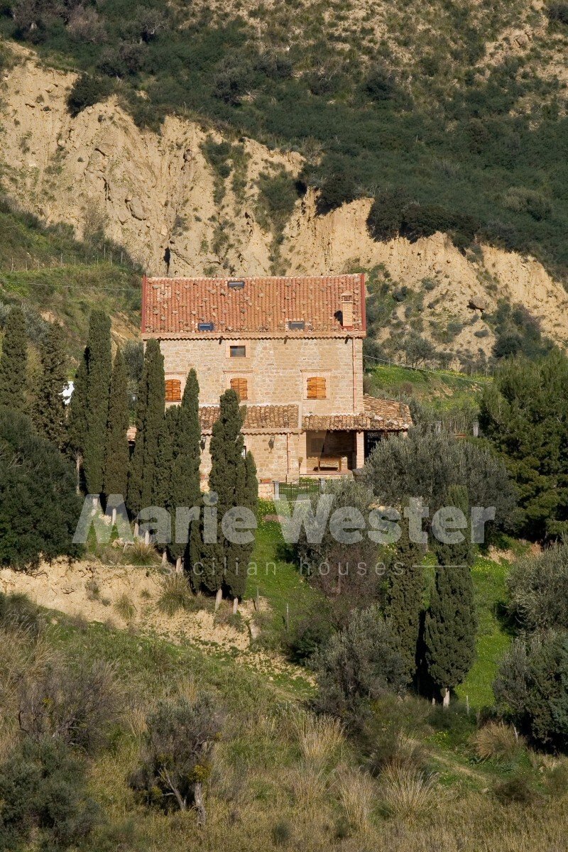 Villa in Reitano, Sicily, Italy 5 - 17894036