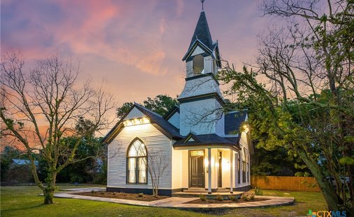 House in Bartlett, Texas, United States 1
