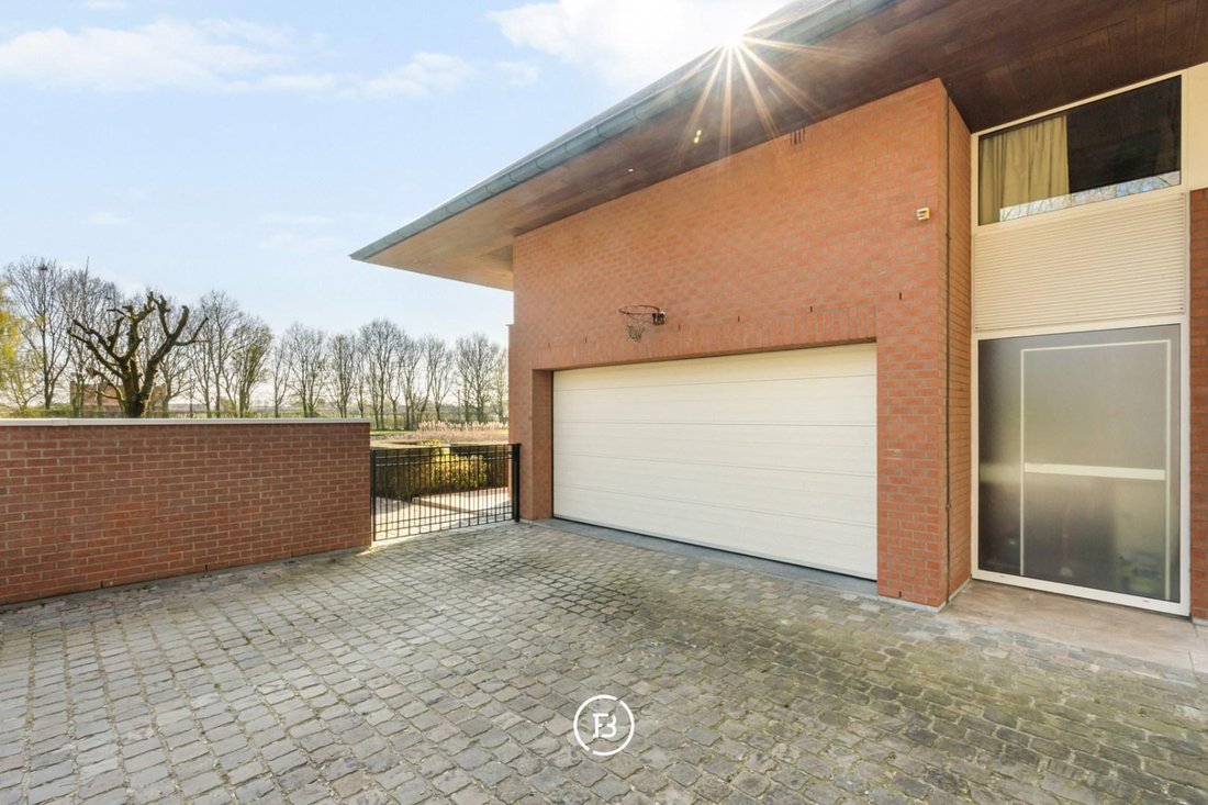 Villa in Genk, Flanders, Belgium 5 - 16770820