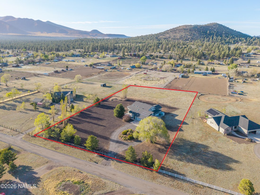 House in Flagstaff, Arizona, United States 2 - 17890496