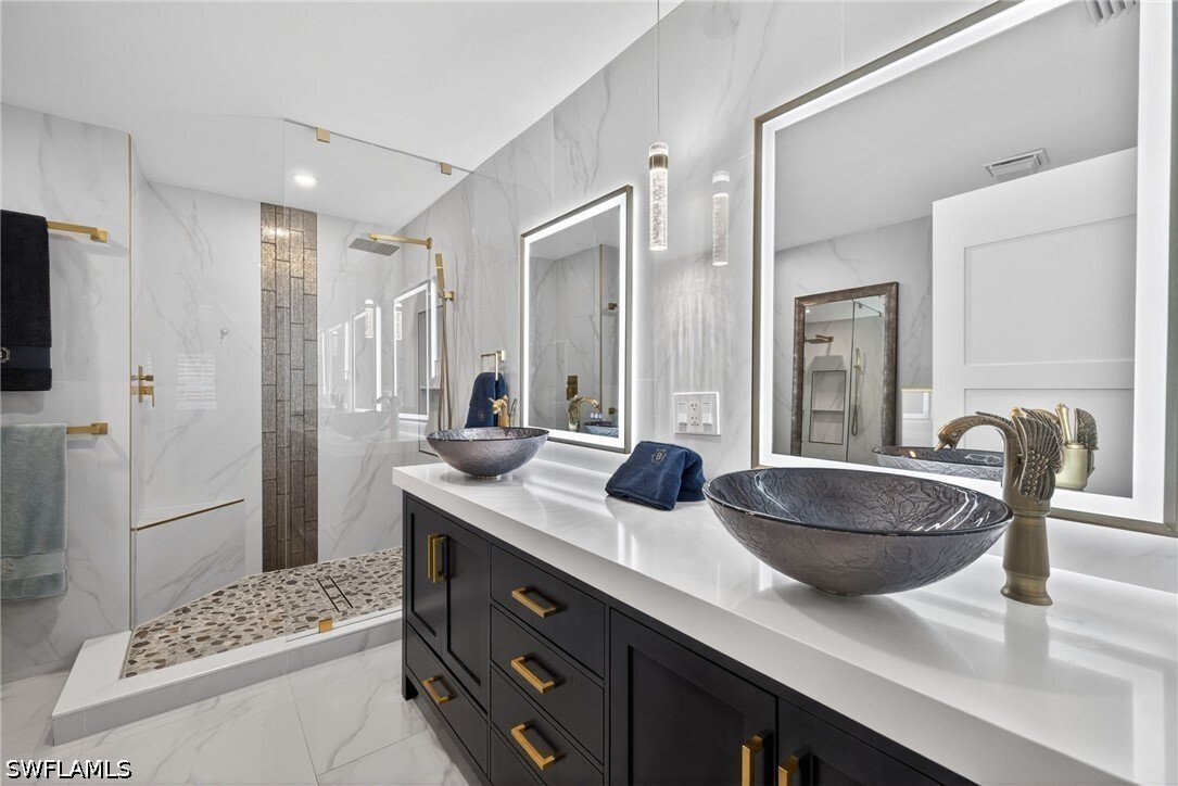 Condo in Naples, Florida, United States 4 - 17890428
