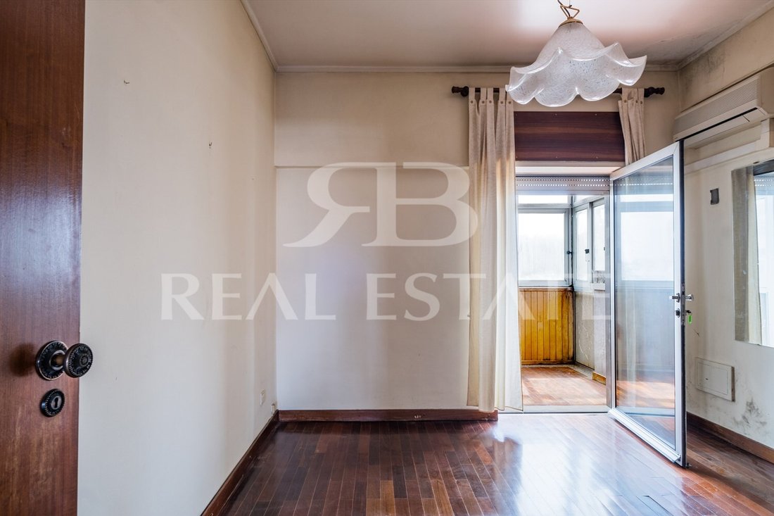 Apartment in Sao Domingos de Benfica, Lisbon, Portugal 2 - 17892412