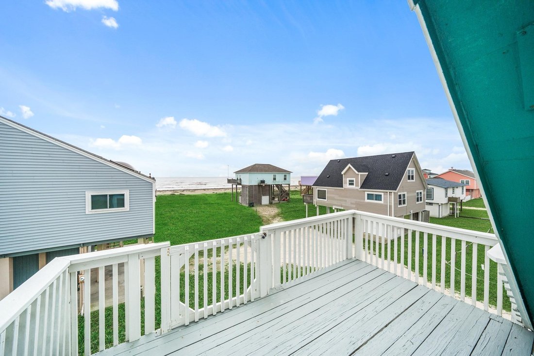 House in Galveston, Texas, United States 4 - 17190883