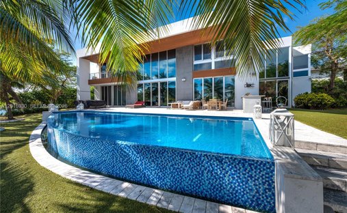 House in Hallandale Beach, Florida, United States 1