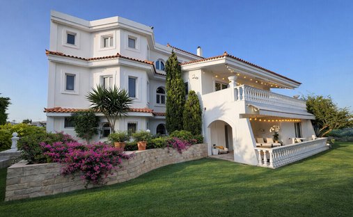 Villa in Kalyvia Thorikou, Attica, Greece 1