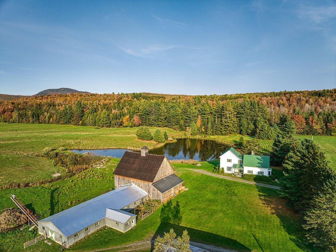 House in Potton, Quebec, Canada 3 - 17243174