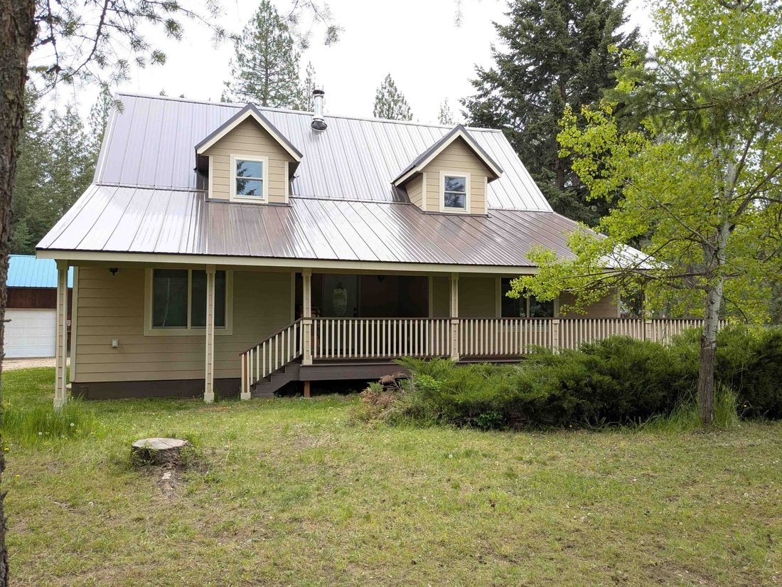 House in Loon Lake, Washington, United States 1 - 17890391
