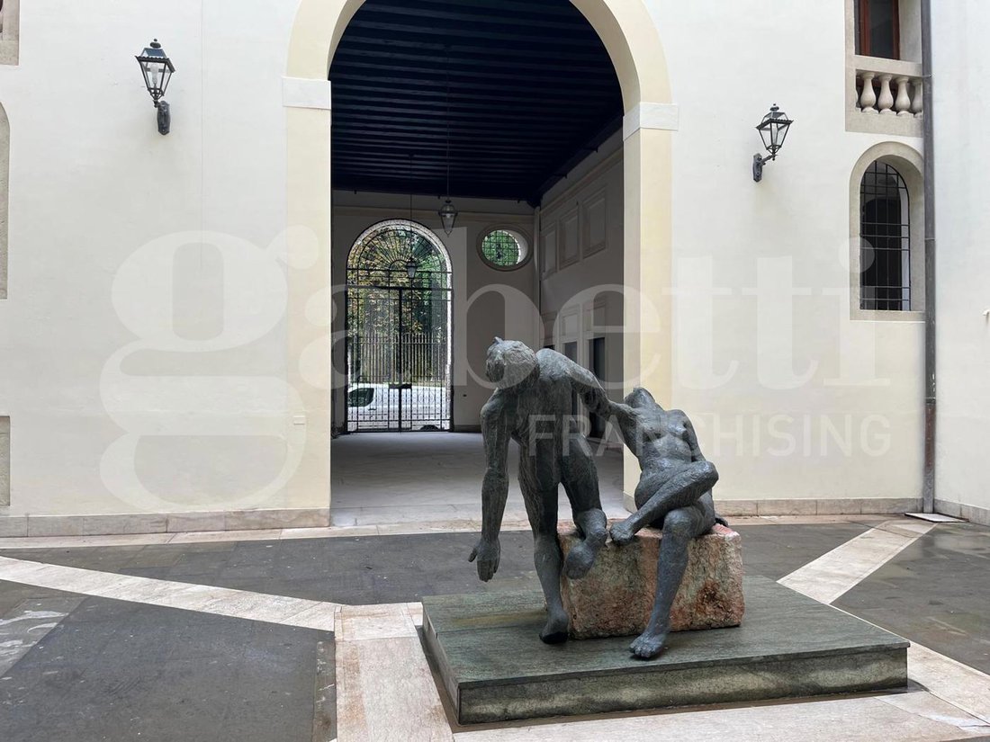 Center, Vicenza, Veneto 2 - 17890821