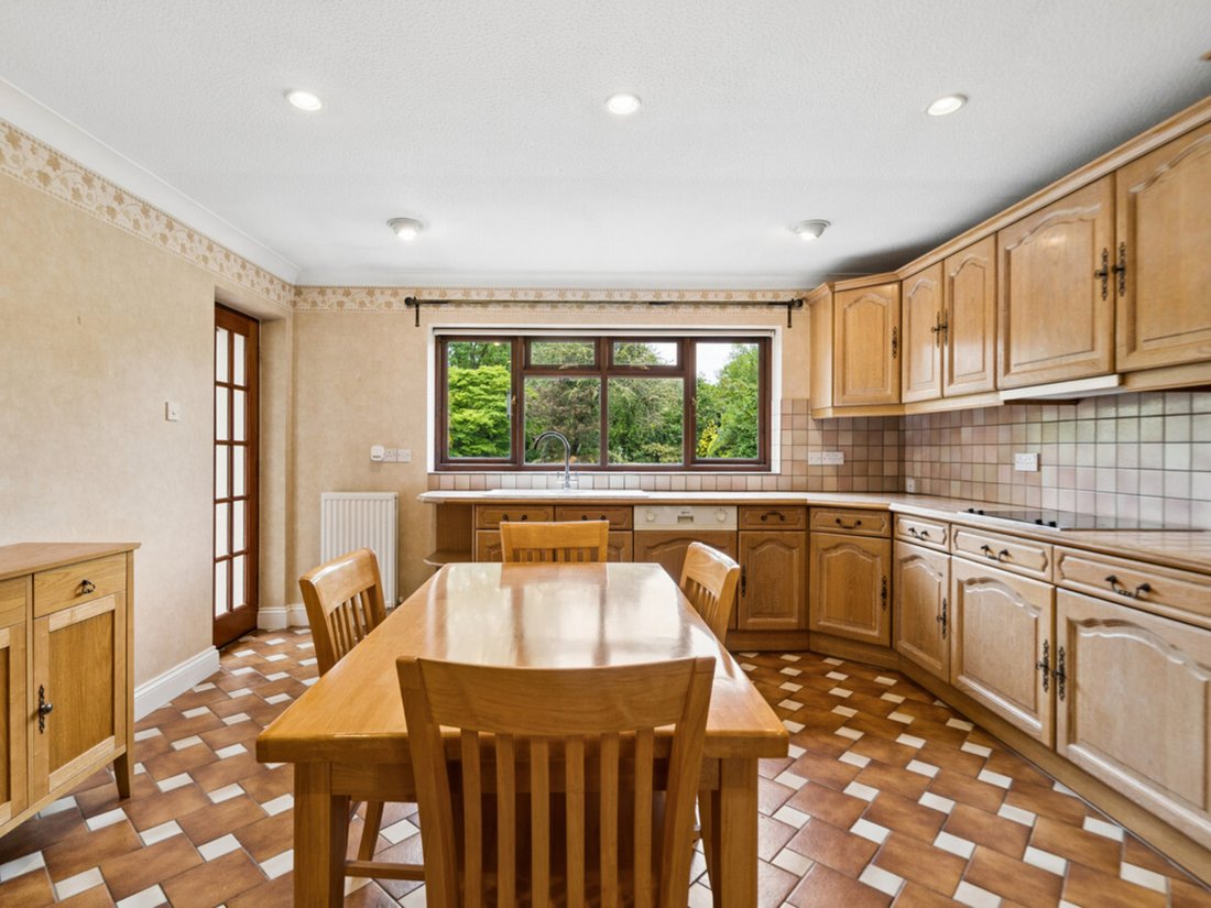 House in Beaconsfield, England 4 - 17892298