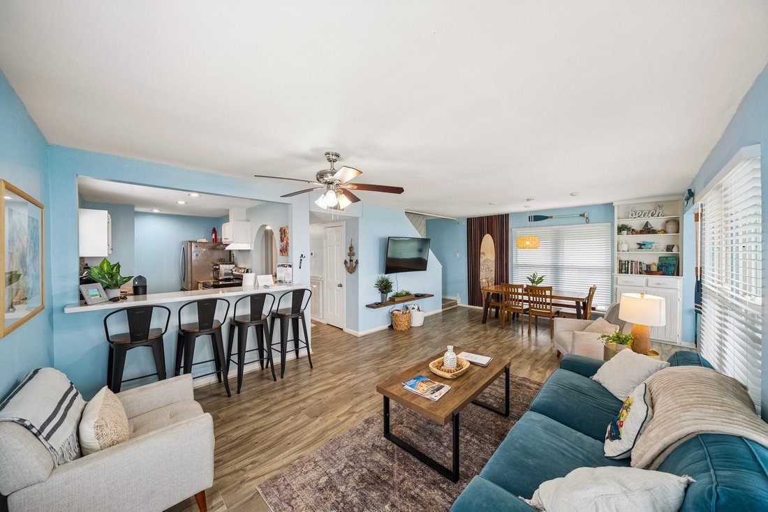 House in Galveston, Texas, United States 5 - 17190883