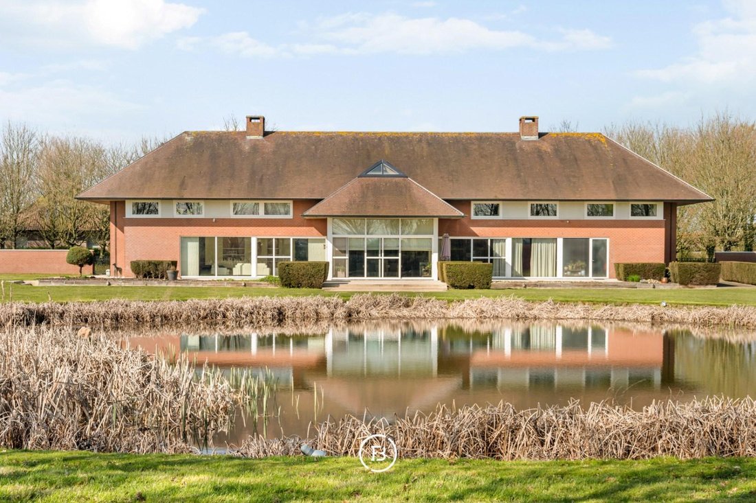 Villa in Genk, Flanders, Belgium 1 - 16770820