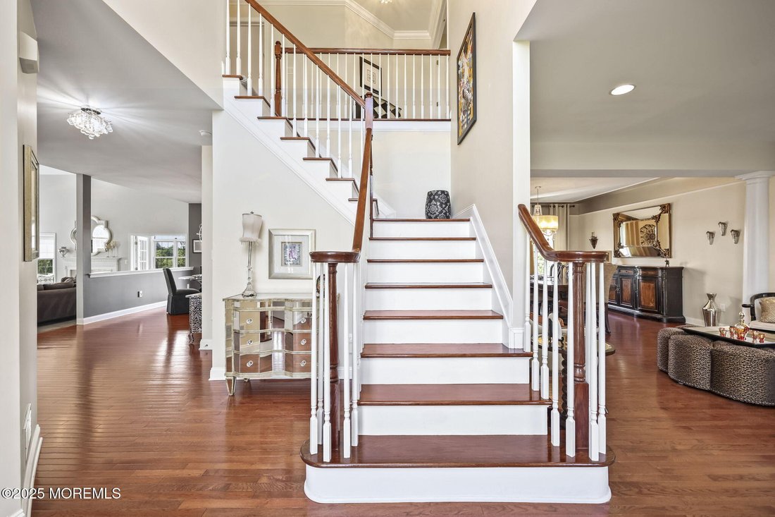 House in Freehold Township, New Jersey, United States 5 - 17892965