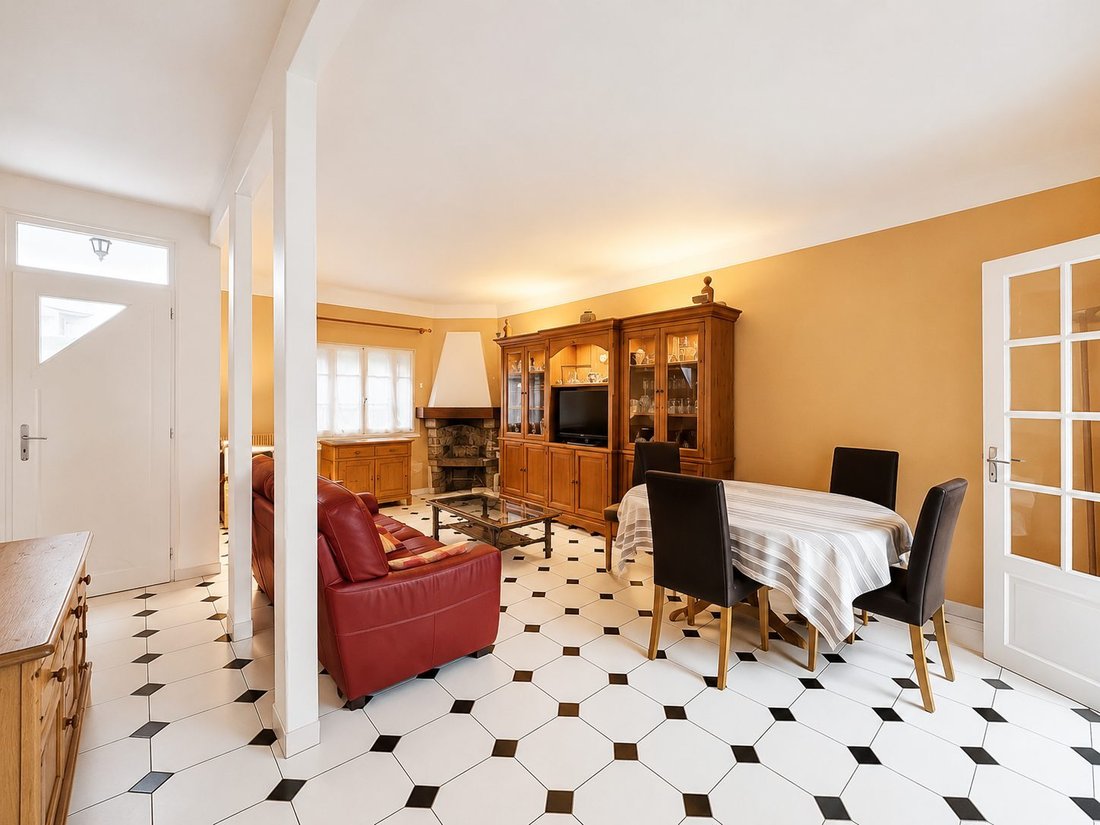 House in Les Joncs Marins-Fosse Moreau, Le Perreux-sur-Marne, France 2 - 17893267