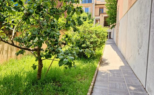 House in Arrondissement of Bobigny, Ile-de-France, France 1
