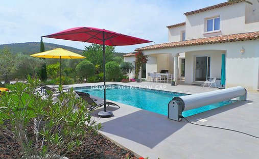 Villa in Boulouris, Saint-Raphaël, France 1