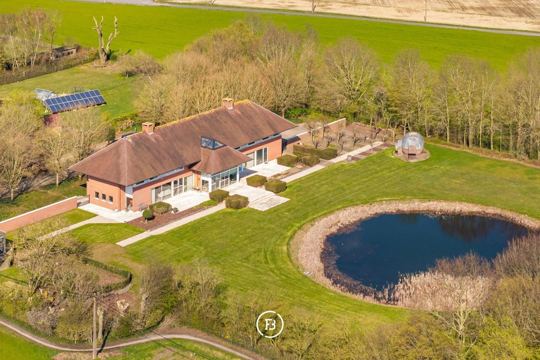 Villa in Genk, Flanders, Belgium 2 - 16770820