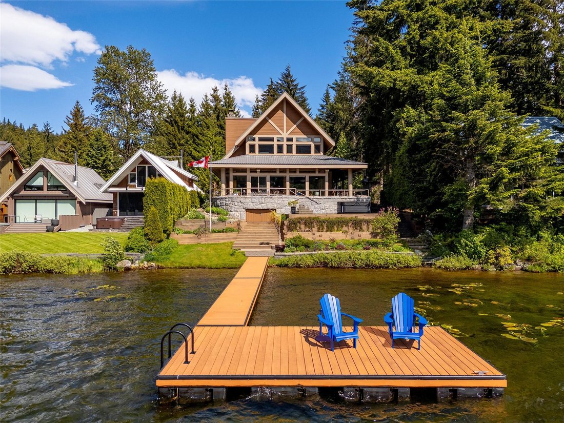 House in Whistler, British Columbia, Canada 3 - 17893073