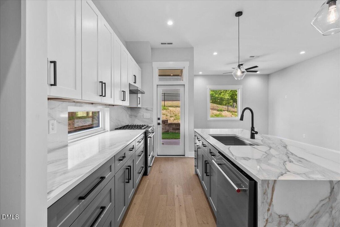 Condo in Raleigh, North Carolina, United States 3 - 17890474