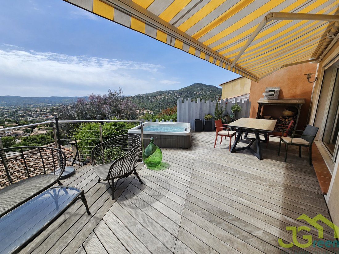 Villa in Le Lavandou, Provence-Alpes-Côte d'Azur, France 1 - 17814160
