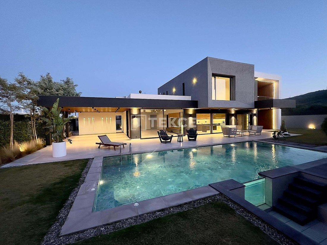 Villa in Çeşme, Çeşme, Turkey 2 - 17890631