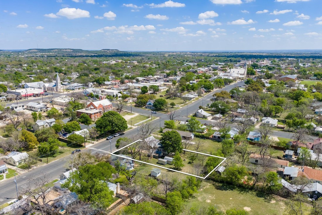 House in Fredericksburg, Texas, United States 4 - 17890765