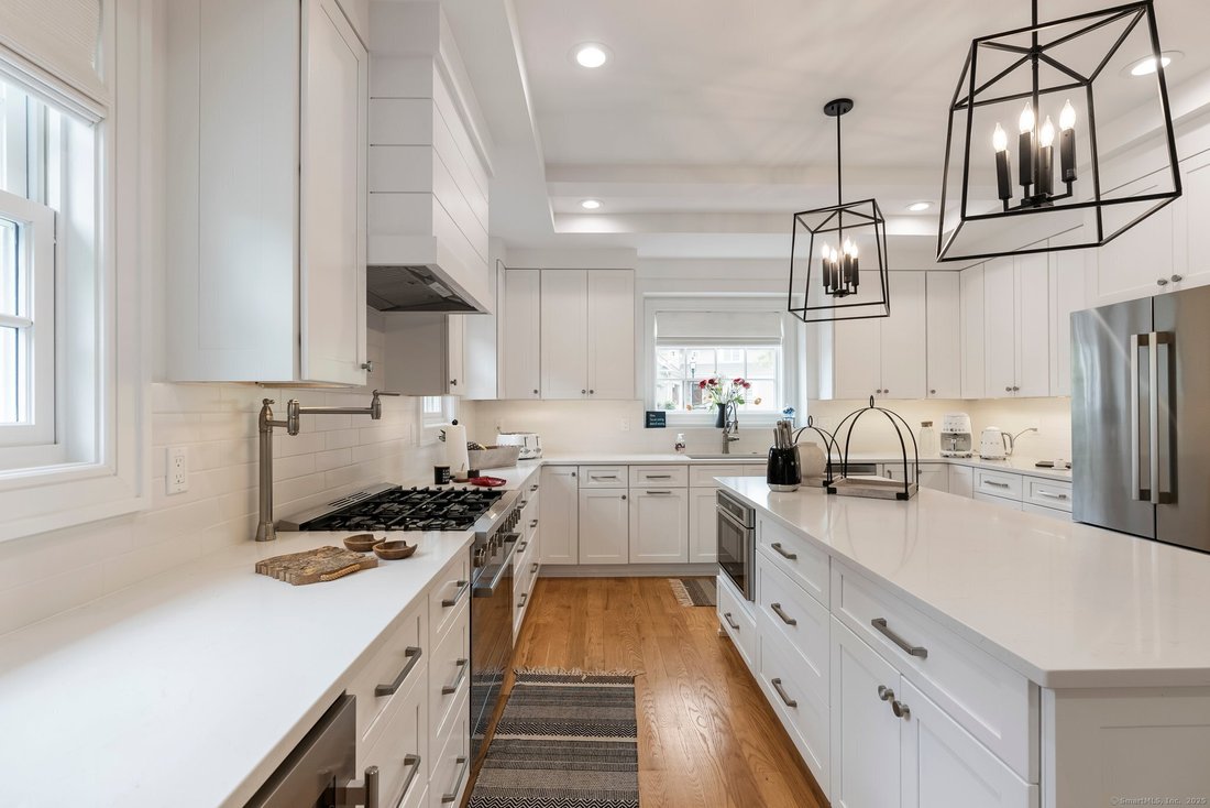 House in Danbury, Connecticut, United States 4 - 17893682