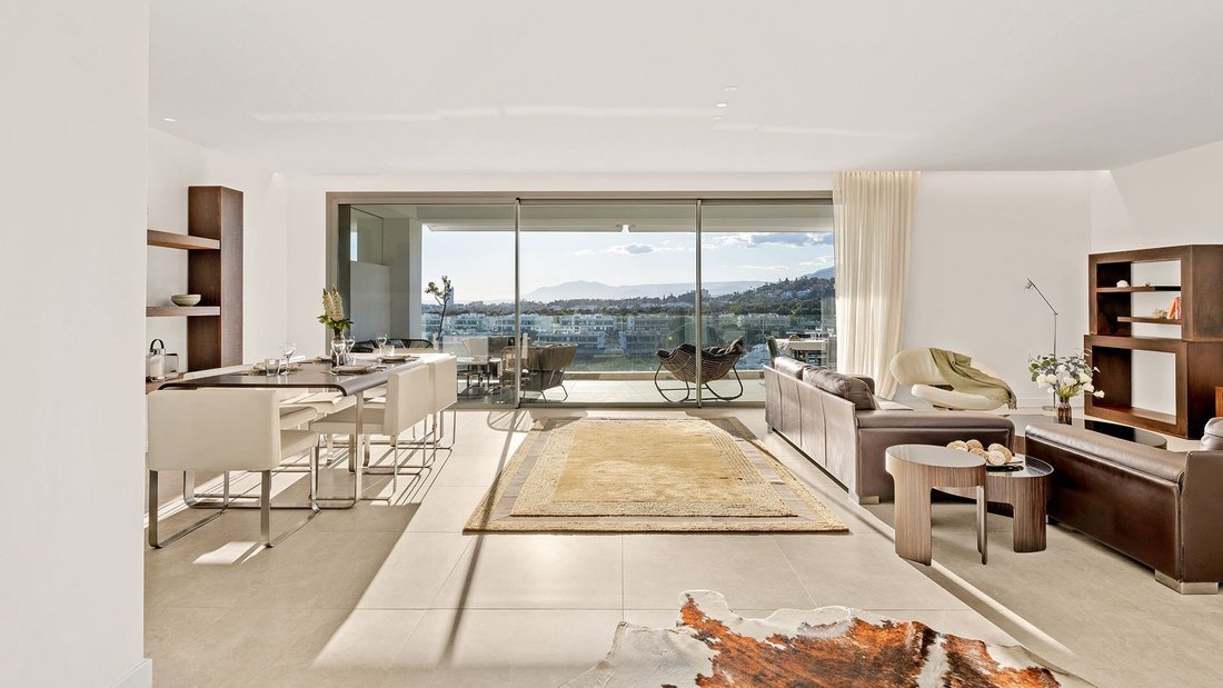 Apartment in Marbella, Andalusia, Spain 3 - 17894020
