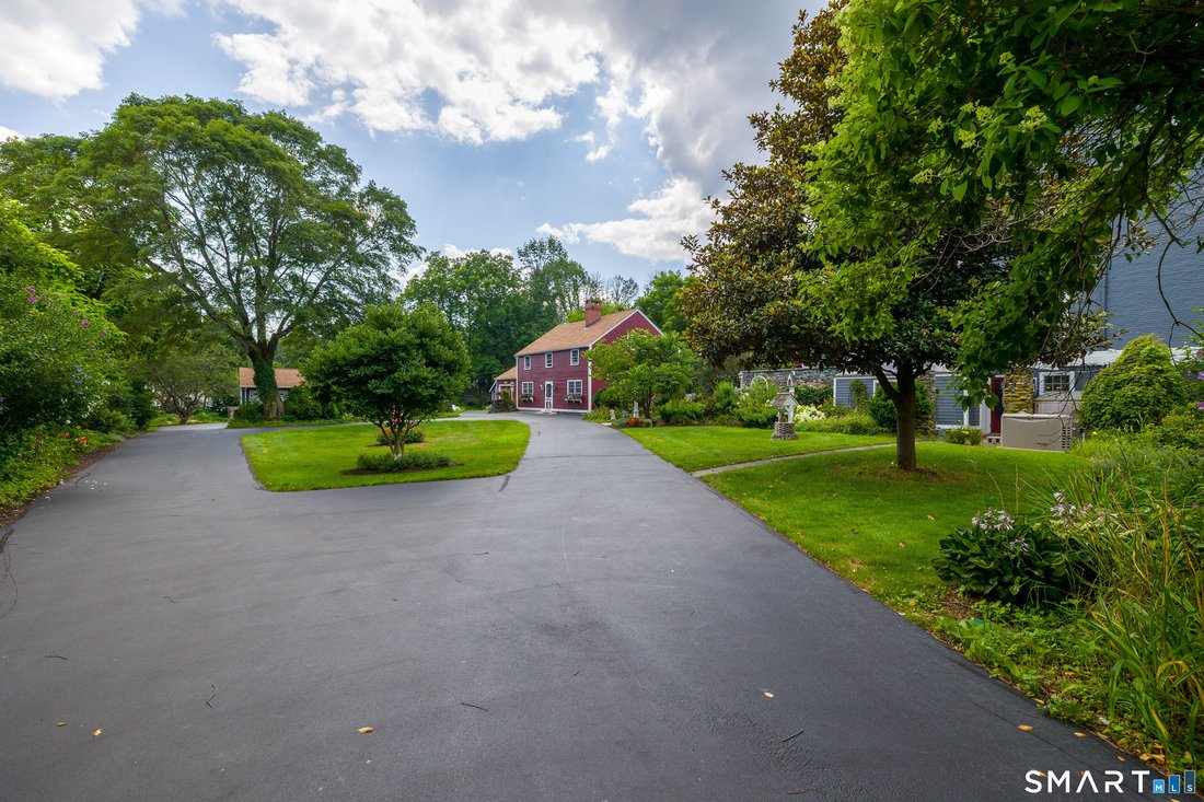 House in Thompson, Connecticut, United States 3 - 17894075