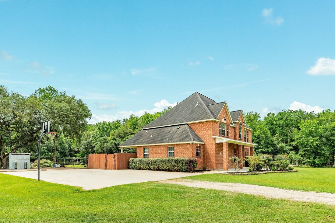 House in Sweeny, Texas, United States 3 - 17893905