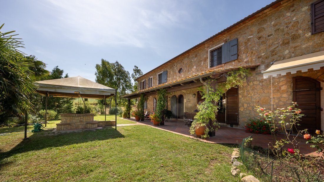 Country House in Orciano Pisano, Tuscany, Italy 2 - 17894188