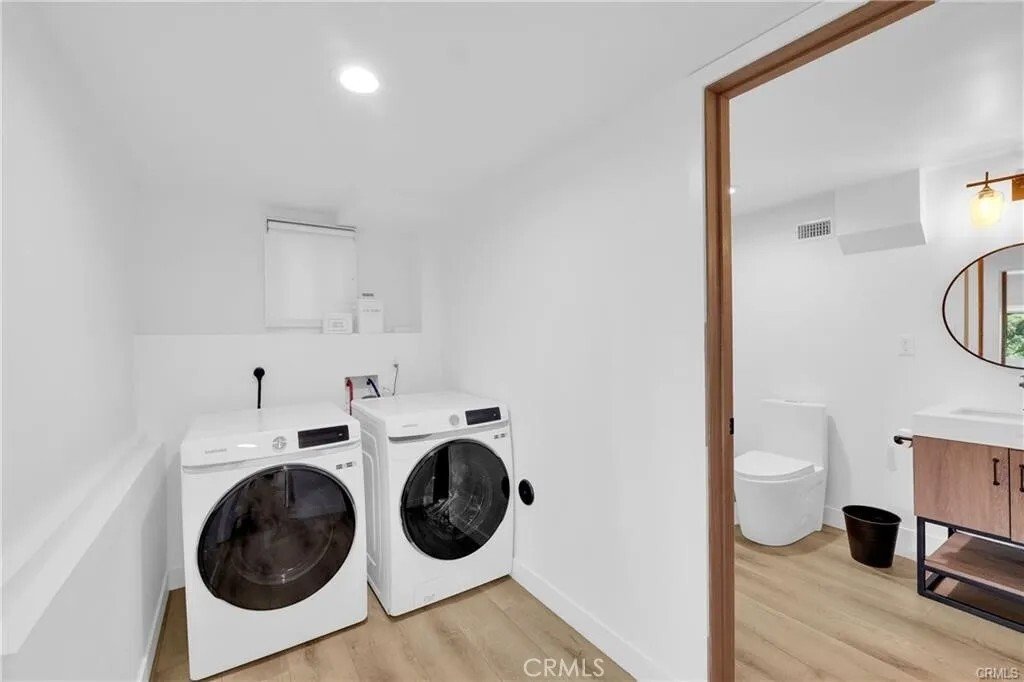 Condo in Los Angeles, California, United States 5 - 17893848