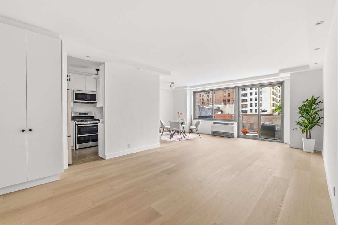 Co Op in New York, New York, United States 3 - 17893368