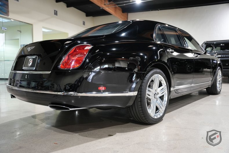 Sedan in Chatsworth, United States 3 - 17893790