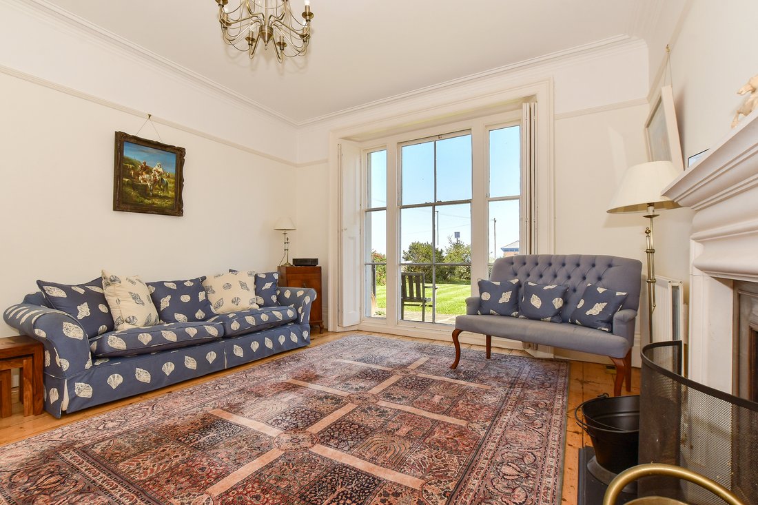 House in Ryde, England 5 - 17894043