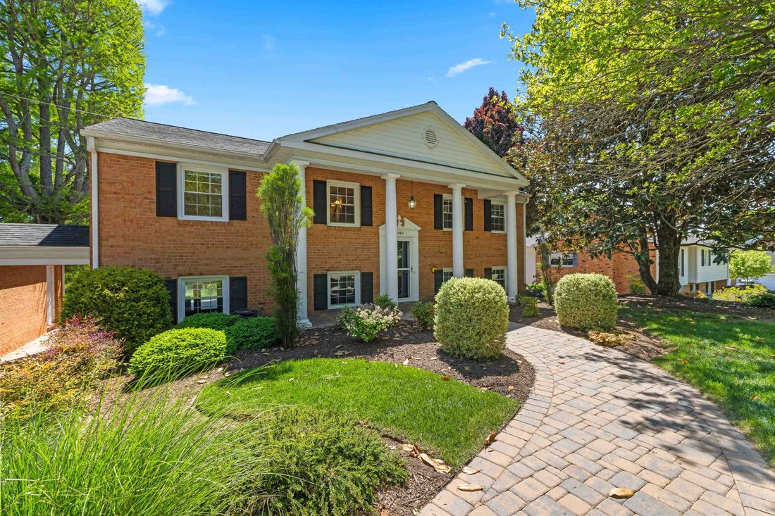 House in Massanetta Springs, Virginia, United States 4 - 17893500