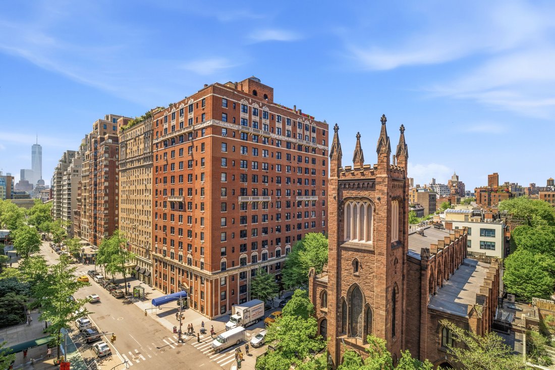 Co Op in New York, New York, United States 2 - 17893372