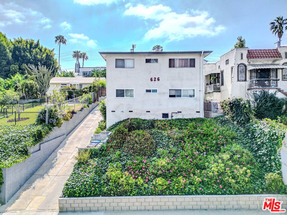 Los Angeles, California, United States 2 - 17893511