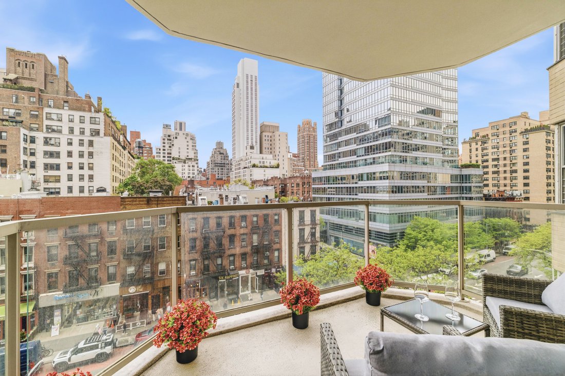 Co Op in New York, New York, United States 2 - 17893368