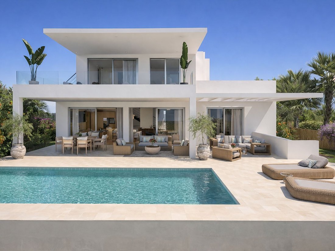 Villa in San Pedro de Alcantara, Andalusia, Spain 2 - 17893981