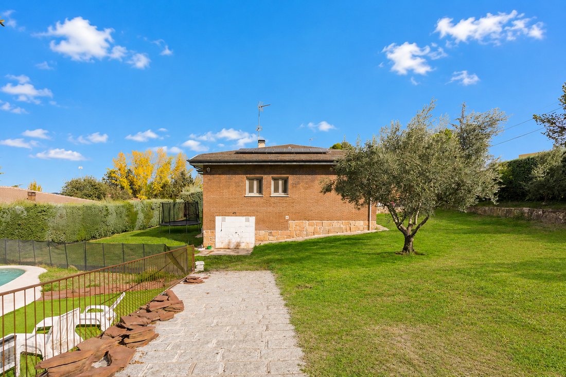 House in Valdelagua, Comunidad de Madrid, Spain 4 - 16739985