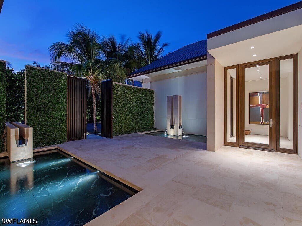 House in Naples, Florida, United States 3 - 17893544