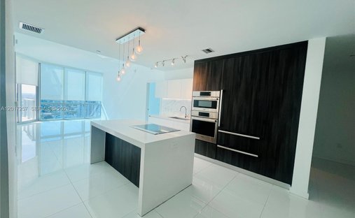 Condo in Miami, Florida, United States 1