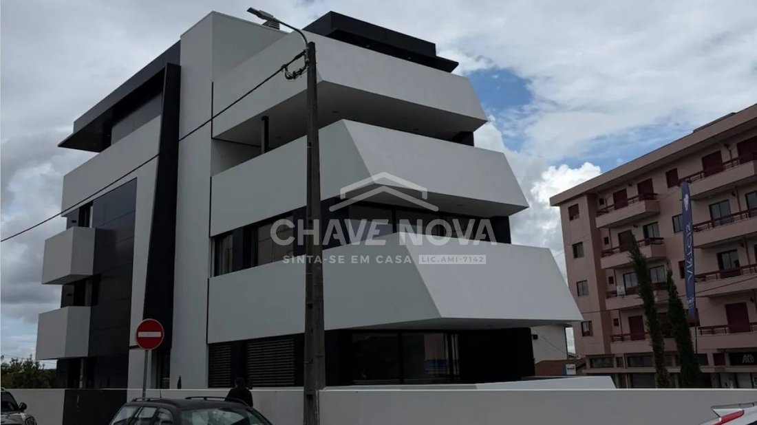 Apartment in Mafamude e Vilar do Paraiso, Porto District, Portugal 4 - 17894040