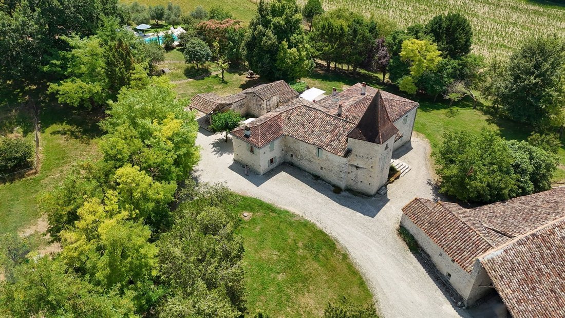 House in Lauzerte, Occitania, France 1 - 17894048