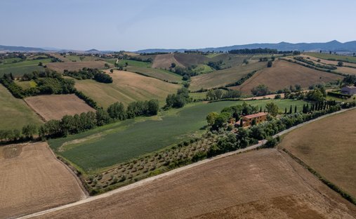 Casa de Campo en Orciano Pisano, Toscana, Italia 1