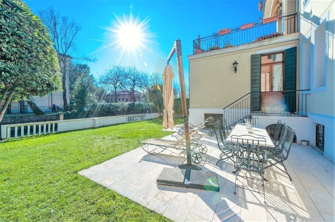 Villa in Isle of Lido, Veneto, Italy 3 - 17894120