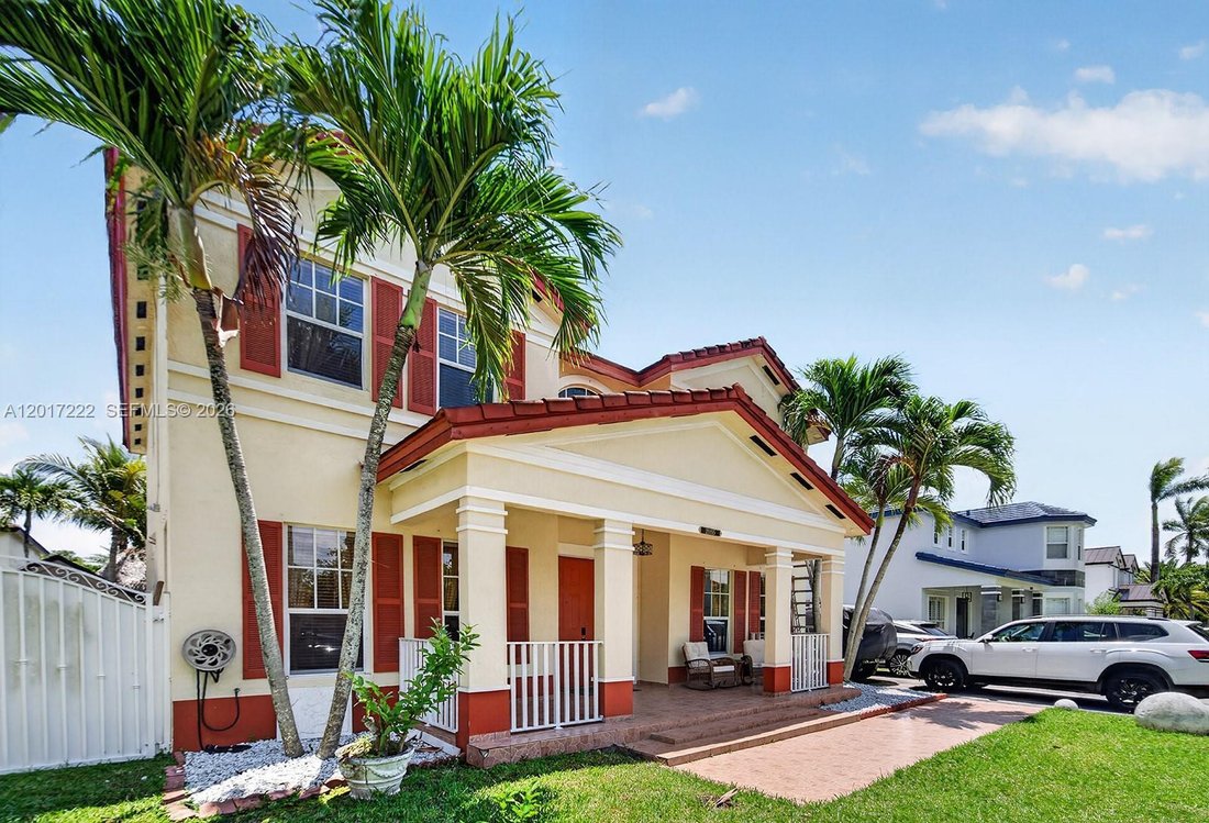 House in Miami, Florida, United States 5 - 17893771