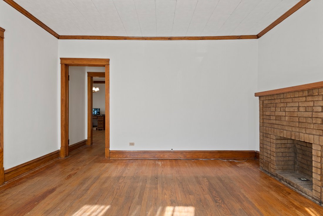 Chicago, Illinois, United States 3 - 17894006
