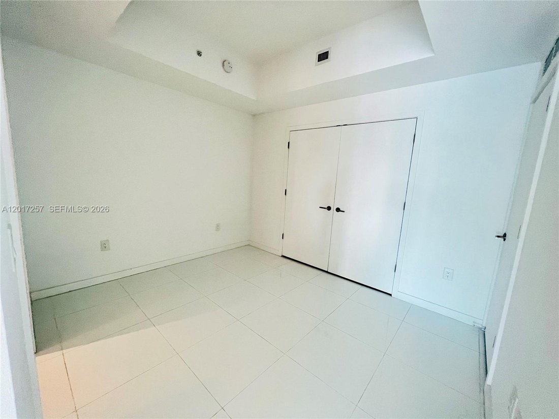 Condo in Miami, Florida, United States 5 - 17893754